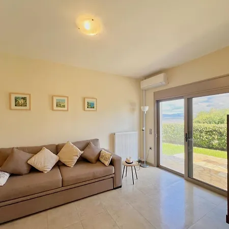 Artemis Nafplion Villa *