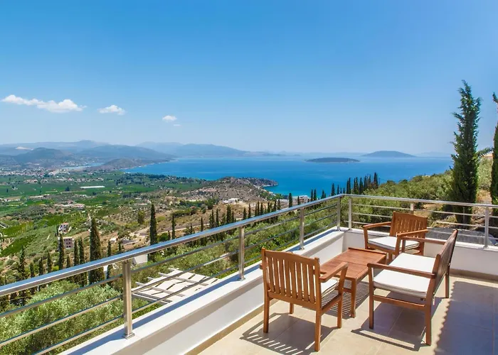 Artemis Nafplion Villa *
