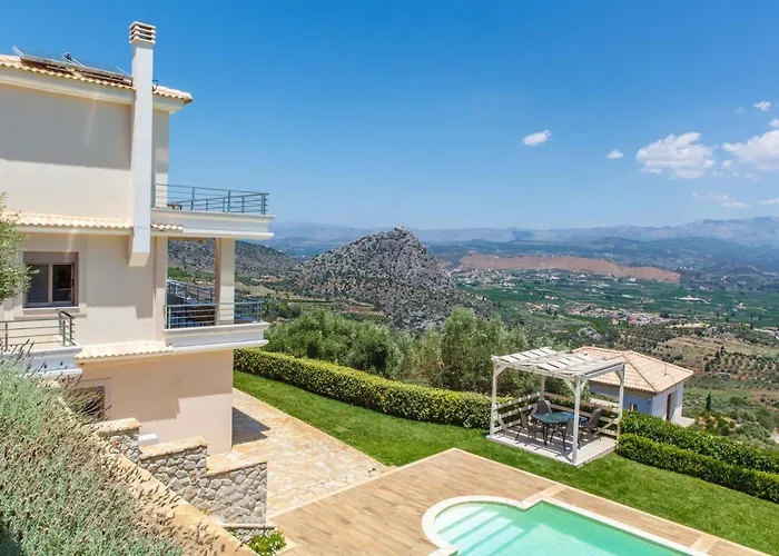 Artemis Nafplion Villa